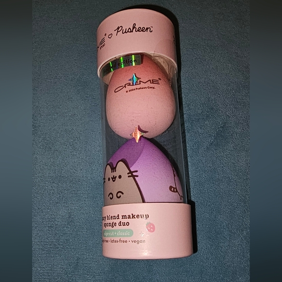 **5 for $20** The CRÈME Shop Pusheen make-up sponge limited edition, sealed - Picture 1 of 4